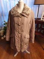Gerry Weber Jas Maat 44 - Houtje Touwtje Sluiting, Beige, Maat 42/44 (L), Ophalen of Verzenden, Zo goed als nieuw