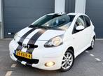 Toyota Aygo 1.0-12V Comfort- Nieuwe APK- carplay, Voorwielaandrijving, Stof, Gebruikt, 4 stoelen