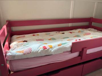 Hoppekids peuterbed met lade en toebehoren beschikbaar voor biedingen