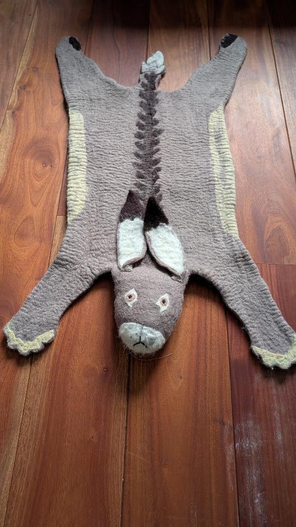 Wollen Vloerkleed Konijn | Handgemaakt | Sew Heart Felt, Ophalen of Verzenden, Rechthoekig, 200 cm of meer