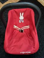 Nijntje poppen baby maxi cosi  wieg bed, Ophalen of Verzenden, Zo goed als nieuw, Babypop