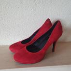 Manfield rode hoge pumps maat 39, Kleding | Dames, Schoenen, Ophalen of Verzenden, Zo goed als nieuw, Rood