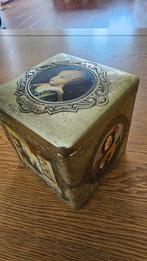 Jaren 40 vintage koekblik, tin gemaakt in Holland., Verzamelen, Ophalen, Gebruikt, Koek(jes), Overige merken
