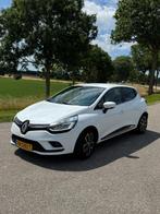 Renault Clio Energy dCi 90pk Eco2 S&S 2016 Wit, Auto's, Voorwielaandrijving, Stof, Wit, 1200 kg