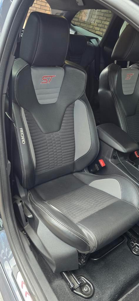 Voorstoelen Recaro ford focus ST model tot 2018, Auto-onderdelen, Interieur en Bekleding, Ophalen