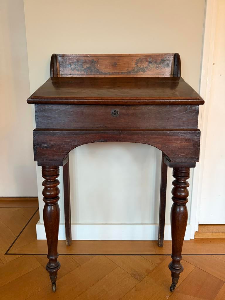 Antiek Bureautje / Lessenaar met Bloemen, Ophalen of Verzenden