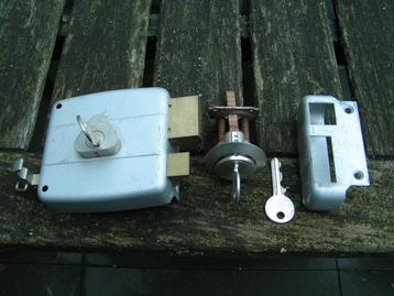 voordeurslot (oplegslot) geheel compleet - 2 sleutels