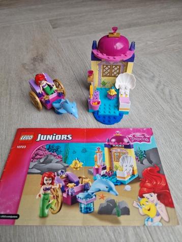 Ariël Lego - 10723 beschikbaar voor biedingen
