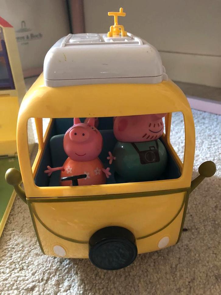 Veel Peppa Big, camper, auto, school etc., Kinderen en Baby's, Speelgoed | Fisher-Price, Gebruikt, Speelset, Ophalen of Verzenden