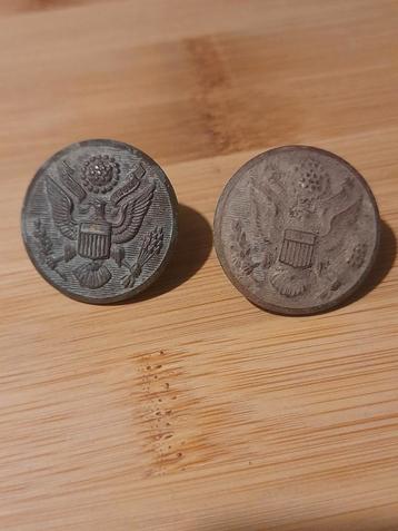 2 Amerikaanse Knopen WOII - Bodemvondst beschikbaar voor biedingen