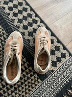 Mooie Geox schoenen mt 37, Ophalen of Verzenden, Zo goed als nieuw, Overige kleuren