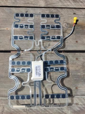 A2048707310 passagier sensor mat. Let op! 3 pins aansluiting beschikbaar voor biedingen