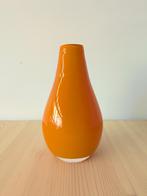 Mooi vintage oranje vaasje opaal glas, Ophalen