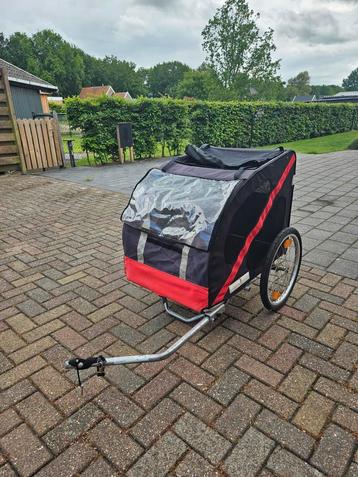 Hondenkar voor achter fiets beschikbaar voor biedingen