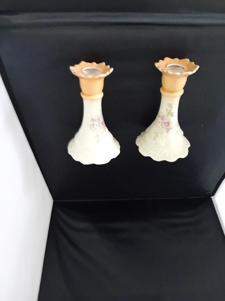 Twee prachtge kleine kaarsen standers zeer sierlijk model, Antiek en Kunst, Antiek | Kandelaars, Koper of Brons, Ophalen