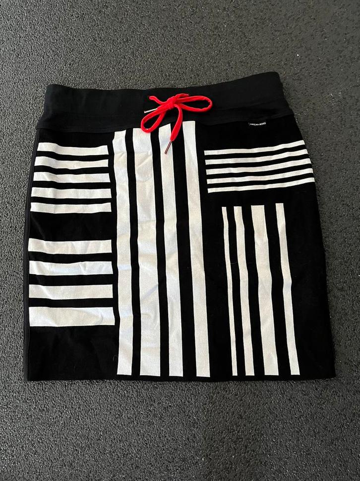 Marccain Marc Cain Sports gevoerde rok N4, Kleding | Dames, Rokken, Nieuw, Maat 38/40 (M), Zwart, Boven de knie, Ophalen