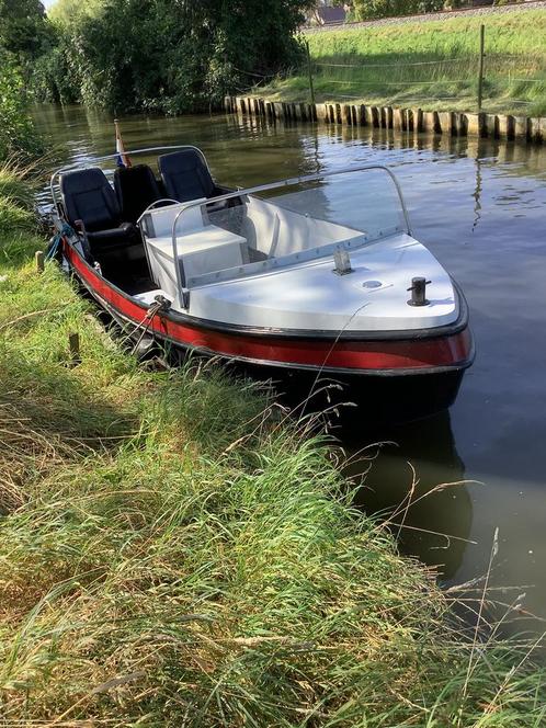 Mooie sloep, Watersport en Boten, Sloepen, Gebruikt, 10 tot 30 pk, 3 tot 6 meter, Binnenboordmotor, Diesel, Staal, Ophalen