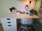 Ikea bureau met bureaustoel (kind), Huis en Inrichting, Bureaus, Ophalen, Zo goed als nieuw, Bureau