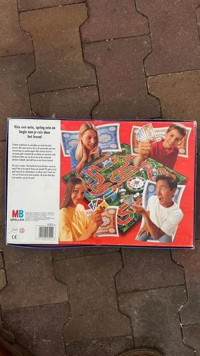 Levensweg bordspel van MB, Hobby en Vrije tijd, Gezelschapsspellen | Bordspellen, Gebruikt, Drie of vier spelers, Vijf spelers of meer