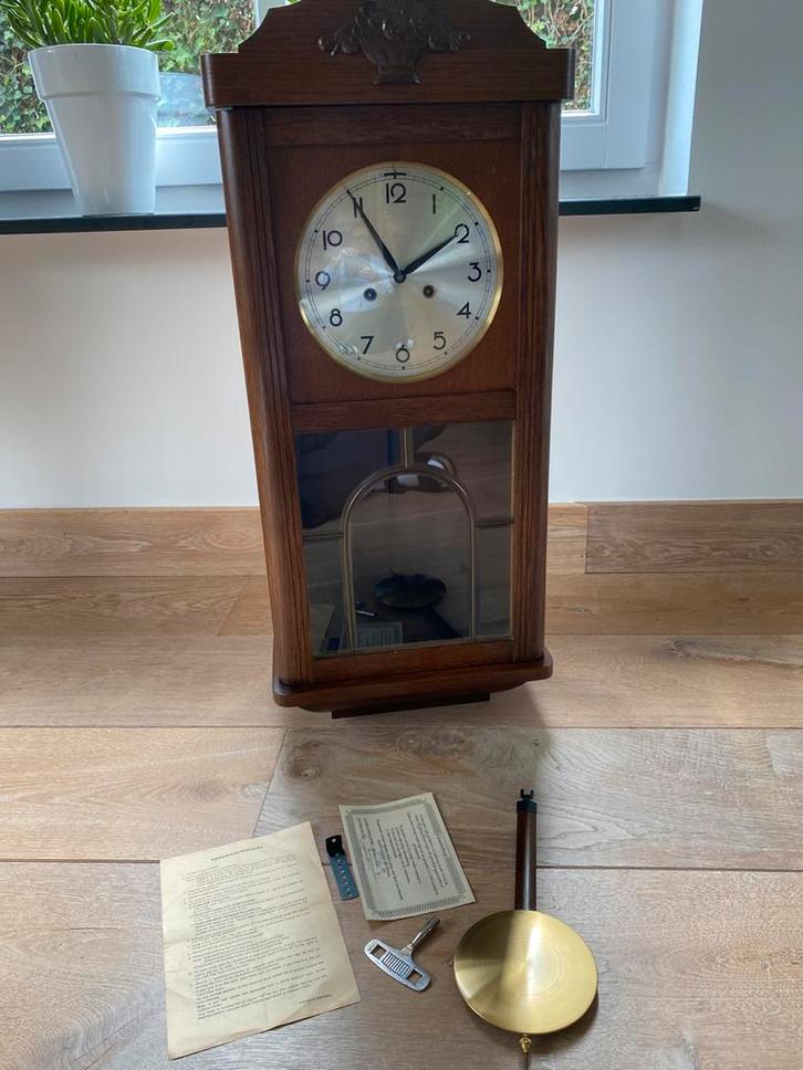 Mooie houten bim bam hangklok ( regulateur klok met gong), Antiek en Kunst, Antiek | Klokken, Ophalen