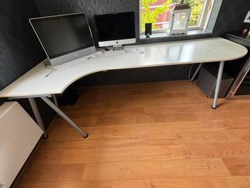 Wit Ikea Galant hoek bureau - afbeelding 2