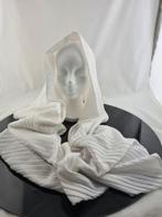 Sjaal wit 190 x 63 cm, Kleding | Dames, Mutsen, Sjaals en Handschoenen, Ophalen of Verzenden, Zo goed als nieuw, Maat 46/48 (XL) of groter