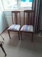 Twee eetkamerstoelen, Huis en Inrichting, Stoelen, Ophalen, Zo goed als nieuw, Twee