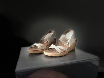 Skechers sandalen maat 39 nieuw beschikbaar voor biedingen