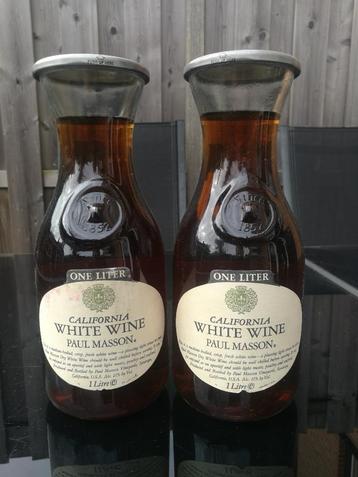 2 X California USA white wine Paul Masson California Carafe1 beschikbaar voor biedingen