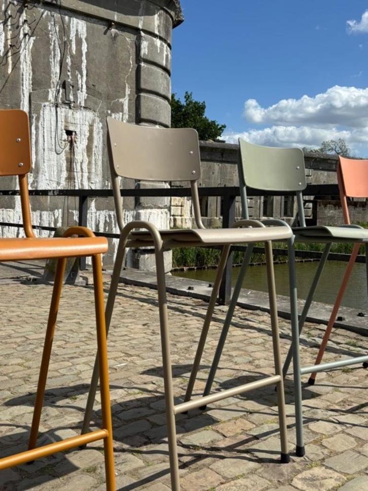 Ontmoet de POLLYS | krukken van 65-76cm in mooie kleuren, Huis en Inrichting, Barkrukken, Nieuw, 60 tot 90 cm, Kunststof, Metaal
