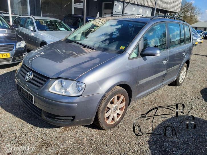 Volkswagen Touran 1.6-16V FSI EXPORT ONLY AIRCO/TREKHAAK, Auto's, Volkswagen, Bedrijf, Te koop, Touran, ABS, Airbags, Airconditioning