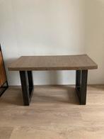 Massief houten bijzettafel, Huis en Inrichting, Tafels | Salontafels, Ophalen, Minder dan 50 cm, Gebruikt, 150 tot 200 cm