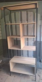 Houten vakkenkast, boekenkast met zwart metalen frame, Ophalen, Met plank(en), Gebruikt, 50 tot 100 cm