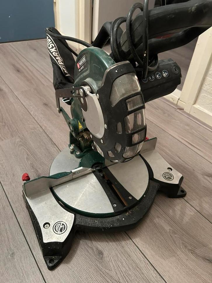 Afkort- en verstekzaag PARKSIDE, Doe-het-zelf en Verbouw, Gereedschap | Zaagmachines, Afkortzaag, 1200 watt of meer, 70 mm of meer