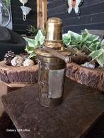 Oldham mijnwerkerslamp, Ophalen