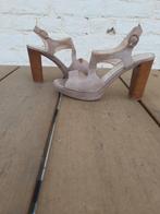 Sandalen met hoge hak Unisa maat 37 in heel goede staat, Ophalen, Zo goed als nieuw, Sandalen of Muiltjes