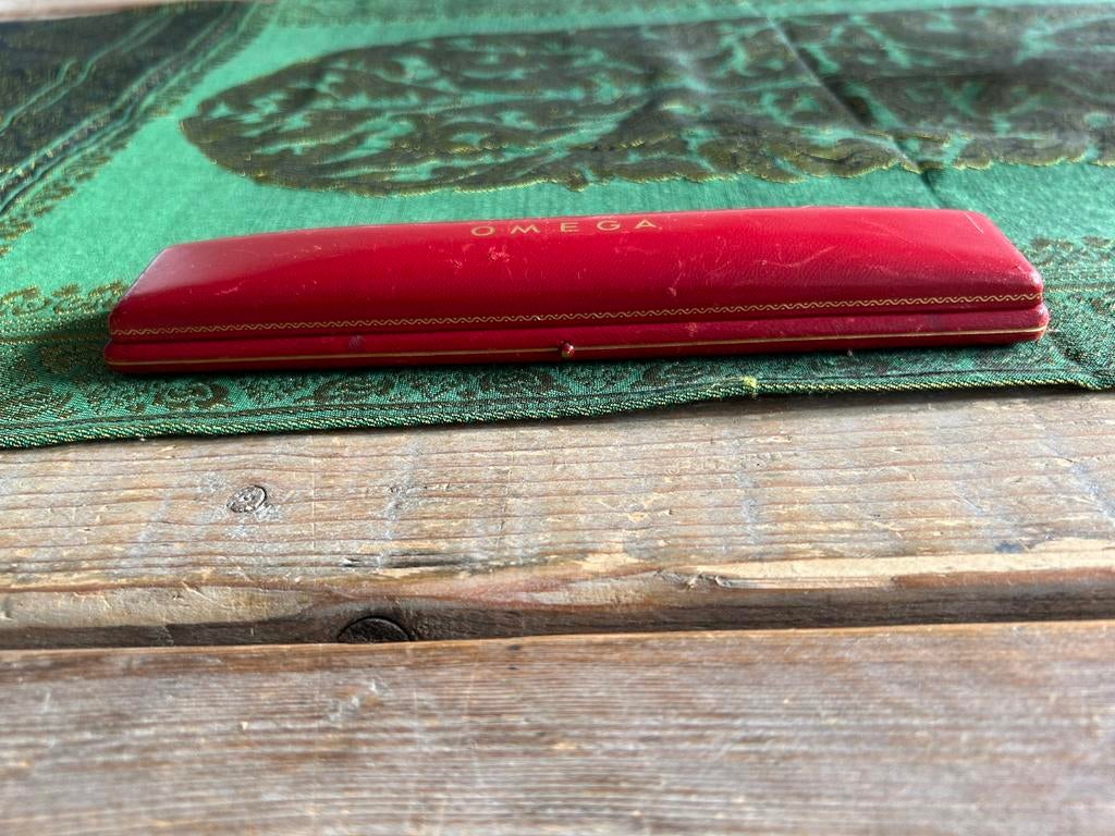 Vintage Omega Horlogedoos Rood, Sieraden, Tassen en Uiterlijk, Overige Accessoires, Ophalen of Verzenden, Gebruikt