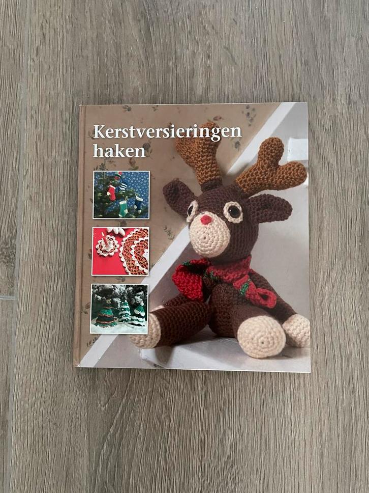 Kerstversieringen haken, Boeken, Hobby en Vrije tijd, Zo goed als nieuw, Breien en Haken, Ophalen of Verzenden