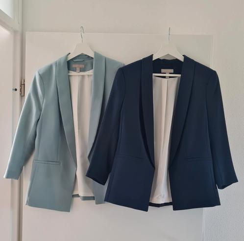 Blazer maat 38/M, ZGAN, H&M, Kleding | Dames, Jasjes, Kostuums en Pakken, Zo goed als nieuw, Jasje, Maat 38/40 (M), Blauw, Ophalen of Verzenden