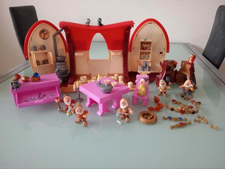 Speelhuis Sneeuwwitje & de 7 dwergen - Disney, Kinderen en Baby's, Speelgoed | Poppenhuizen, Gebruikt, Poppenhuis, Ophalen of Verzenden
