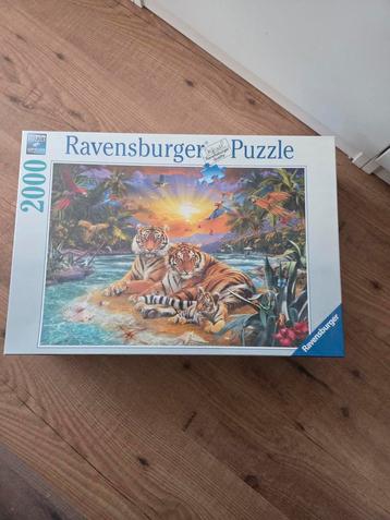 legpuzzel Ravensburger 2000 stukjes beschikbaar voor biedingen