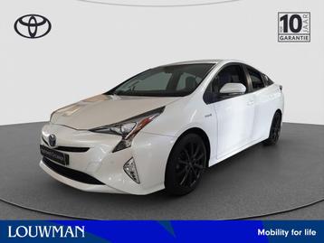 Toyota Prius 1.8 Dynamic limited | Stoelverwarming | Fietsen beschikbaar voor biedingen