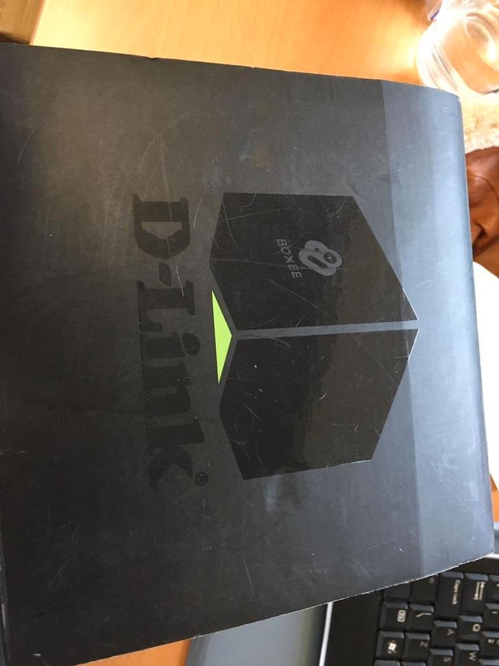 Te Koop: D-Link Boxee Box DSM-380 Mediaspeler, Audio, Tv en Foto, Mediaspelers, Gebruikt, Optische audio, Ophalen of Verzenden