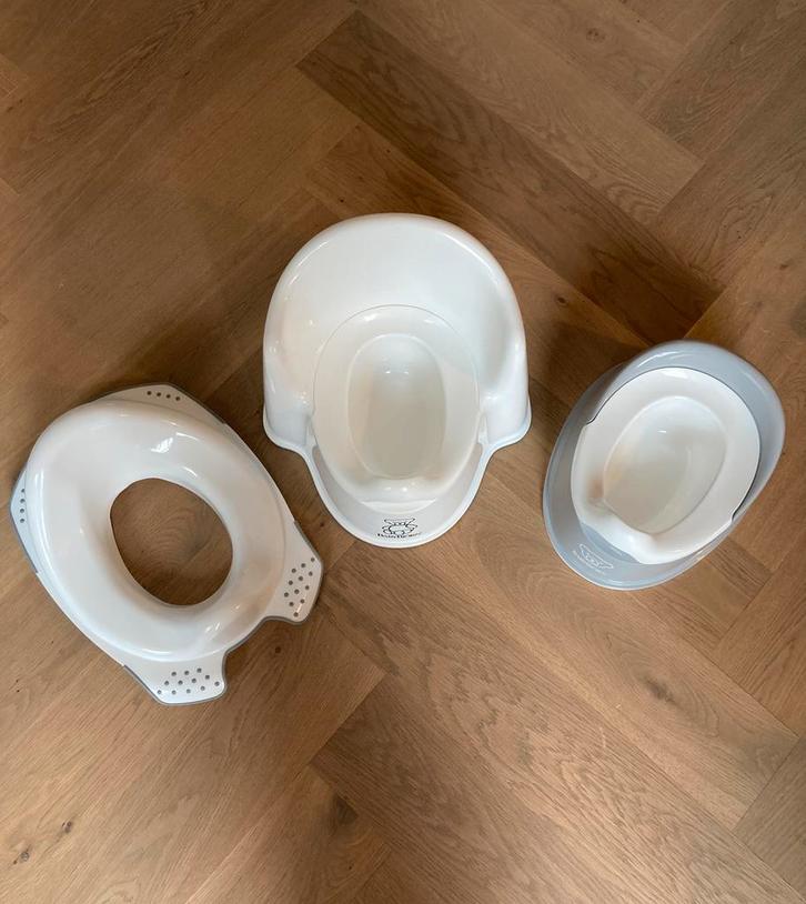Baby Björn Plaspotjes + HEMA WC verkleiner, Kinderen en Baby's, Badjes en Verzorging, Zo goed als nieuw, Overige typen, Overige merken