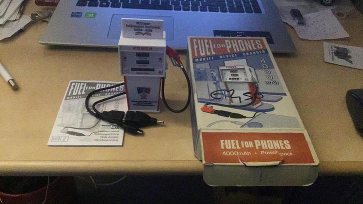 BENZINE POMP HEIJWEGEN TECHNIEK + POWERBANK IN VITRINE ??, Hobby en Vrije tijd, Modelauto's | Overige schalen, Nieuw, Overige typen