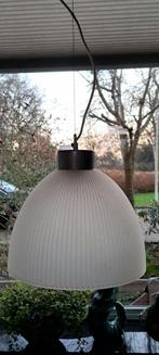 Moderne IKEA hanglamp, in lengte verstelbaar., Huis en Inrichting, Ophalen, Gebruikt, 50 tot 75 cm, Glas