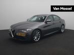 Alfa Romeo Giulia 2.2d 150pk Aut. Super | Navi | Leder | Xen, Achterwielaandrijving, Gebruikt, Euro 6, 4 cilinders