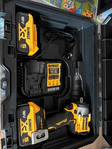 NIEUWE Dewalt DCF922 slagmoersleutel SET compleet beschikbaar voor biedingen