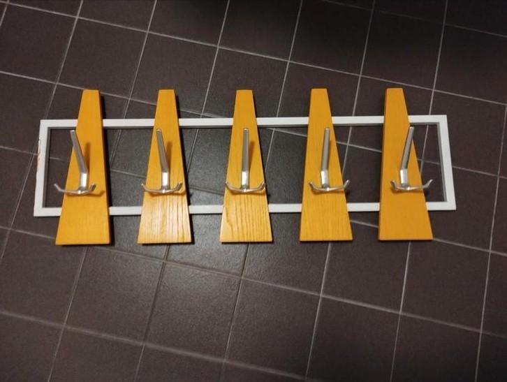 Vintage jaren zeventig Pastoe Cees Braakman kapstok, Huis en Inrichting, Woonaccessoires | Kapstokken, Gebruikt, Wandkapstok, Minder dan 100 cm