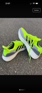 Adidas ultra boost 5, Sport en Fitness, Loopsport en Atletiek, Ophalen of Verzenden, Zo goed als nieuw, Hardloopschoenen, Adidas